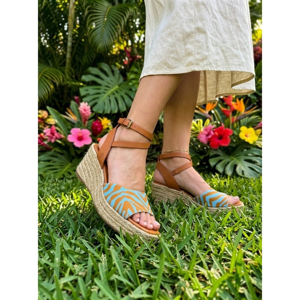 Lafayette 148 New York Margot Espadrille Wedge Sandals Zebra Honeynut 38.5